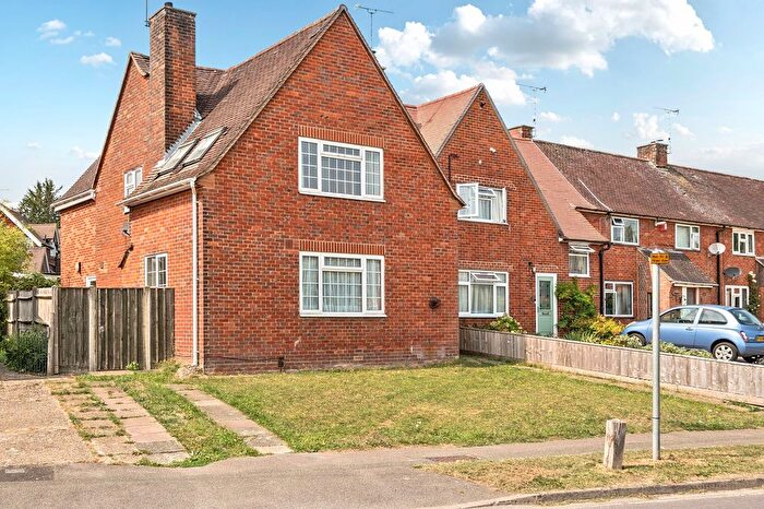 6 Bedroom Semi-detached House For Sale In Kings Avenue, Winchester, SO22