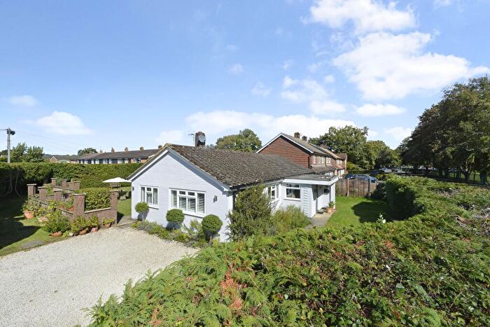 3 Bedroom Detached Bungalow For Sale In Summers Road, Godalming, Surrey, GU7