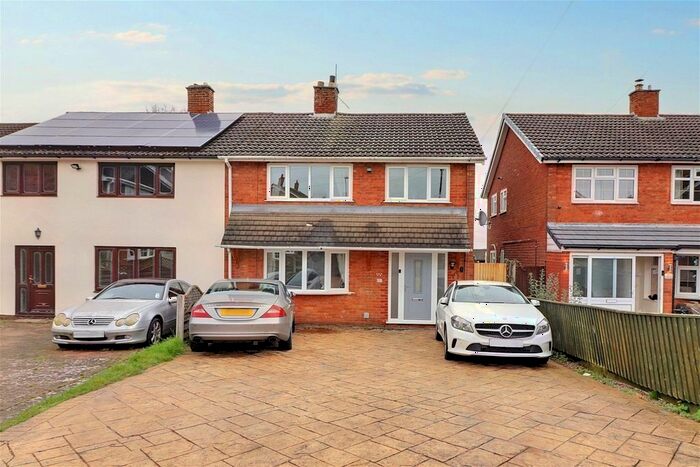 4 Bedroom Semi-Detached House For Sale In Leaside Avenue, Handsacre, Rugeley, WS15