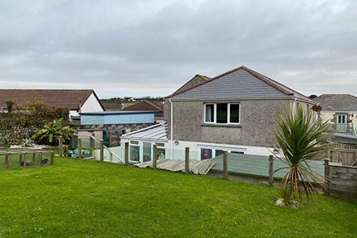 3 Bedroom Property To Rent In Globe Square, Redruth, TR16