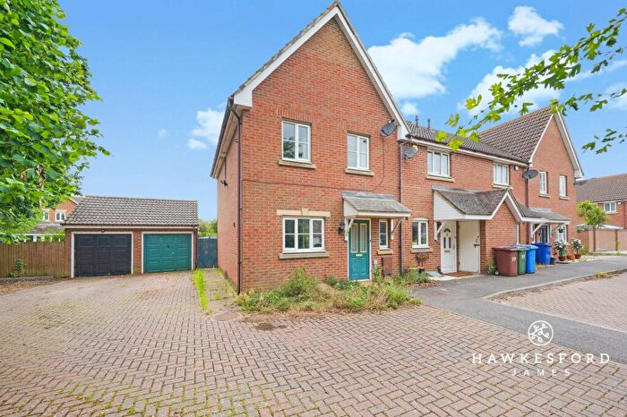 3 Bedroom End Of Terrace House For Sale In Feldspar Close, Sittingbourne, ME10