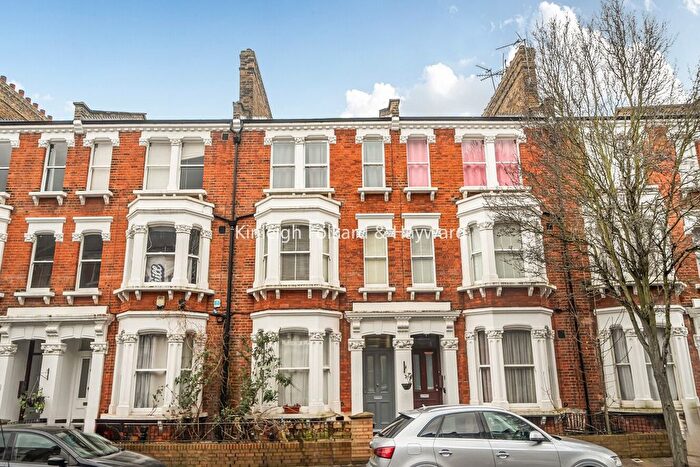 2 Bedroom Flat To Rent In Brook Drive, London, SE11