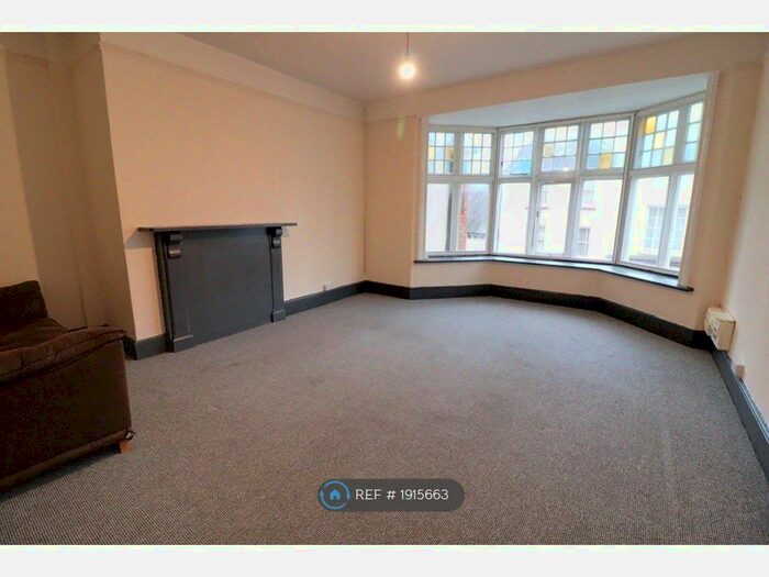 1 Bedroom Flat To Rent In Queen Annes, Bideford, EX39