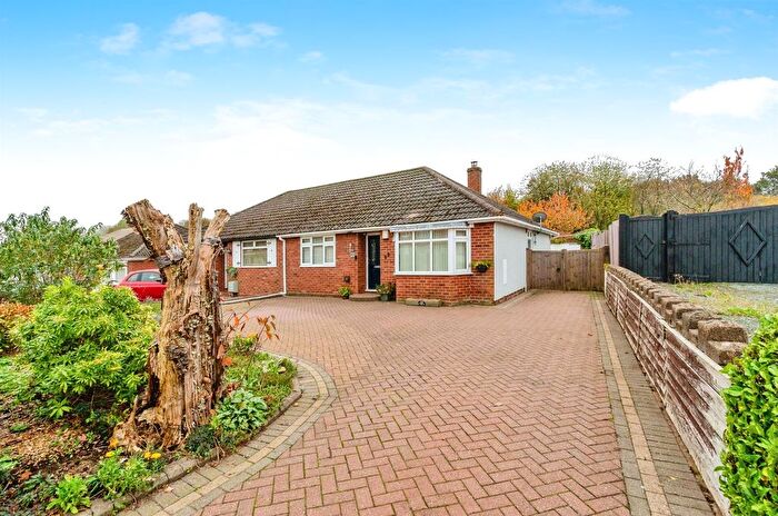 2 Bedroom Semi-Detached Bungalow For Sale In Love Lane, Great Wyrley, Walsall, WS6