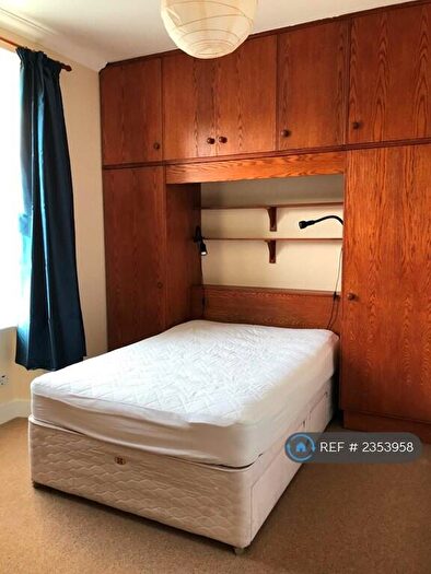 1 Bedroom Flat To Rent In Falcon Buildings, Aberdeen, AB24