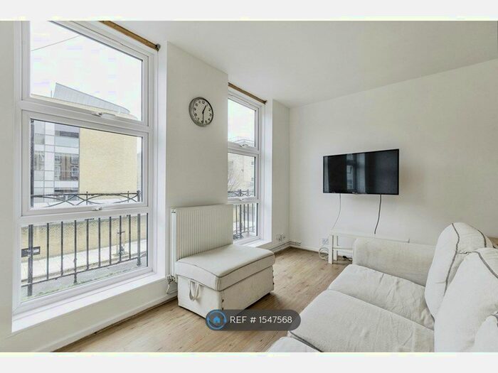 4 Bedroom Flat To Rent In Oliver House, London, SE16