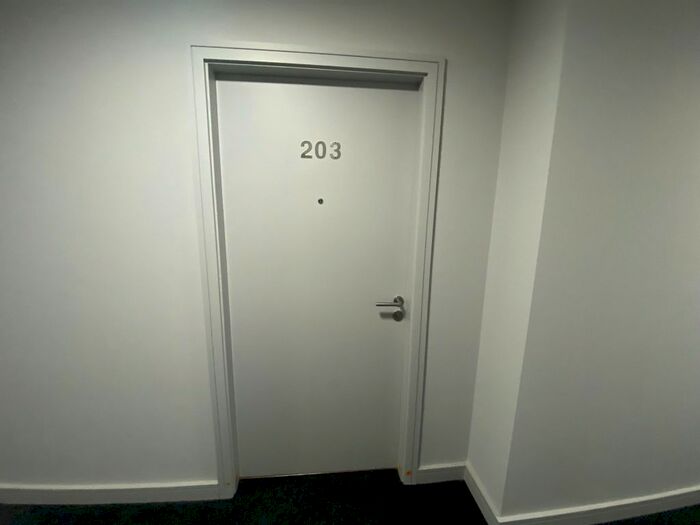 Studio To Rent In Block C, Wolstenholme Square, Liverpool, L1