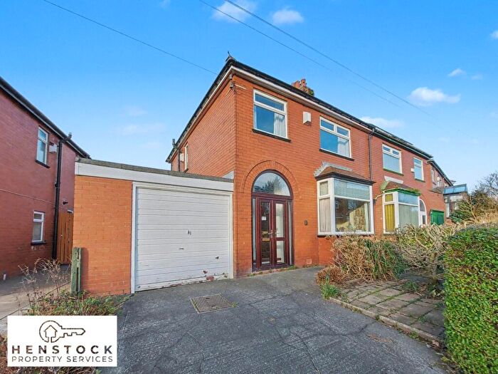 3 Bedroom Semi-Detached House For Sale In Crow Hill South, Alkrington, Middleton, Manchester, M24