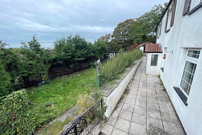 3 Bedroom Detached House For Sale In Detached For Modernisation |, BS5