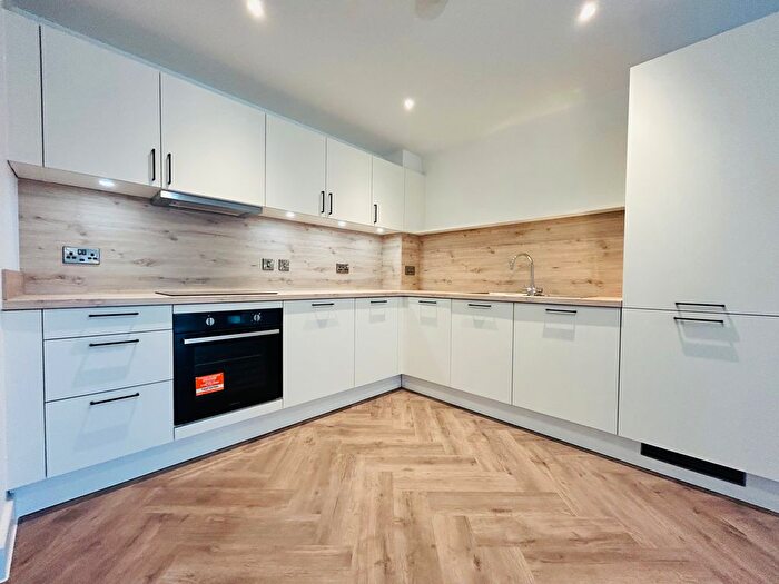 1 Bedroom Flat To Rent In Castleward Boulevard, Derby, DE1