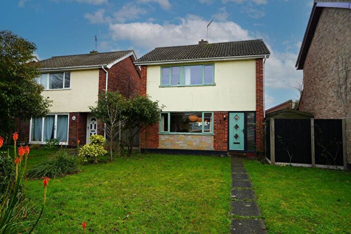 3 Bedroom Detached House For Sale In Osprey Green, Lowestoft, NR33