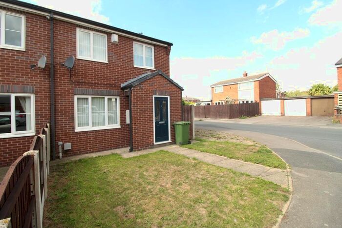 3 Bedroom Semi-Detached House To Rent In Westerman Close, Featherstone, Pontefract, WF7