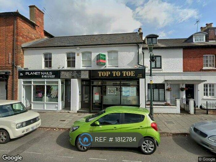 2 Bedroom Flat To Rent In Reading Road, Henley-On-Thames, RG9