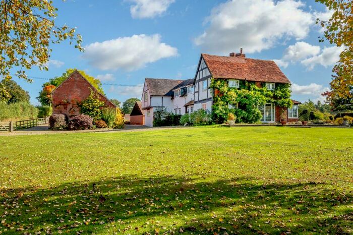 6 Bedroom Detached House For Sale In Holywell, Shrewley, Warwick, Warwickshire, CV35