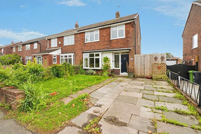 3 Bedroom Property For Sale In Park Road, Westhoughton, Bolton, Greater Manchester, BL5