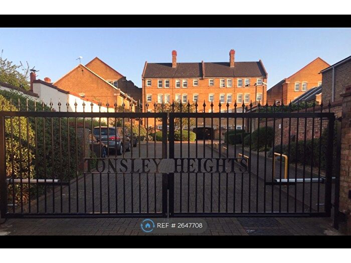 1 Bedroom Flat To Rent In Tonsley Heights, London, SW18