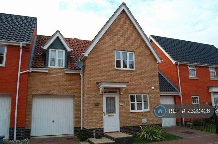 3 Bedroom Terraced House To Rent In Beaufort Close, Norwich, NR6