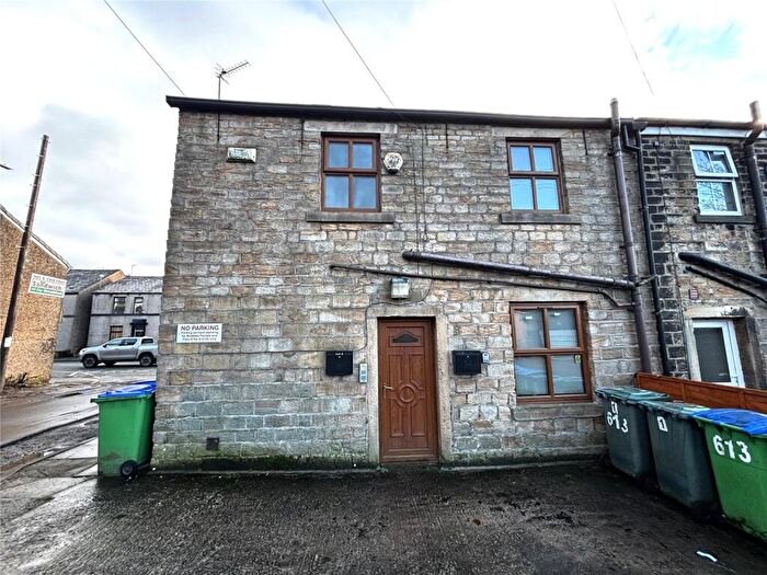 1 Bedroom Apartment To Rent In Halifax Road, Rochdale, Greater Manchester, OL12