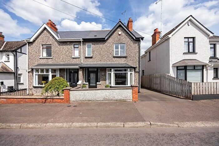 3 Bedroom Semi-Detached House For Sale In Donegall Park, Belfast, BT10