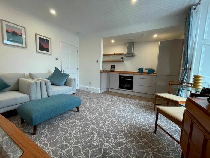 1 Bedroom Flat To Rent In Fort Street, Broughty Ferry, Dundee, DD5