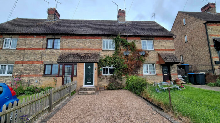 2 Bedroom Cottage For Sale In Elm Row, Stockton, CV47