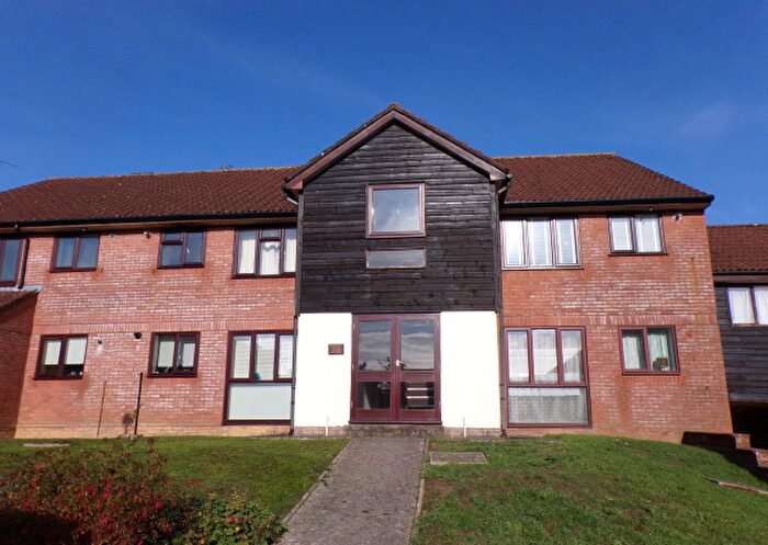 Studio To Rent In Bicknell Gardens, Yeovil, BA21