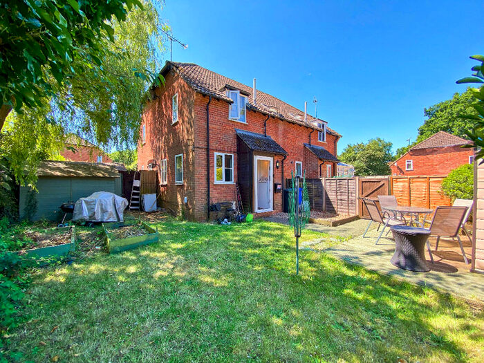 1 Bedroom Terraced House To Rent In Earlsbourne, Church Crookham, GU52