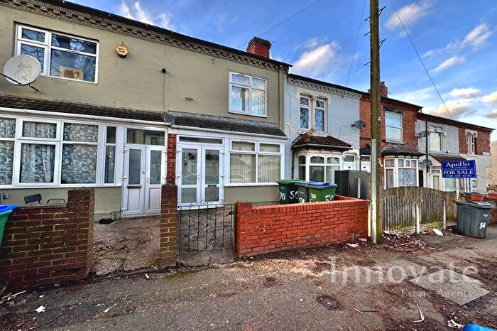 3 Bedroom Terraced House To Rent In Cemetery Road, Smethwick, B67