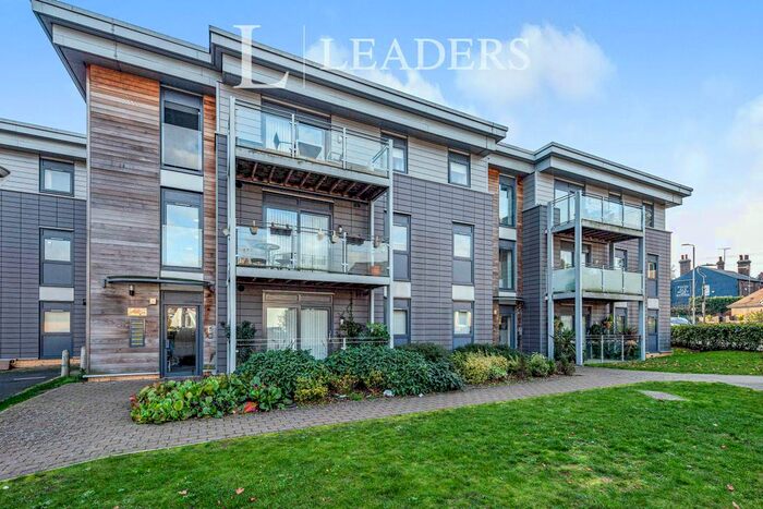 2 Bedroom Flat To Rent In Newsom, St. Peters Road, St.Albans, AL1