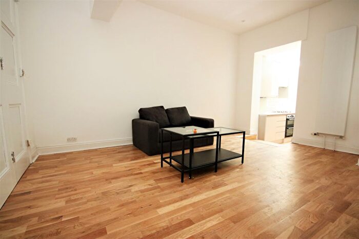 4 Bedroom Terraced House To Rent In Seaford Road, Tottenham, N15