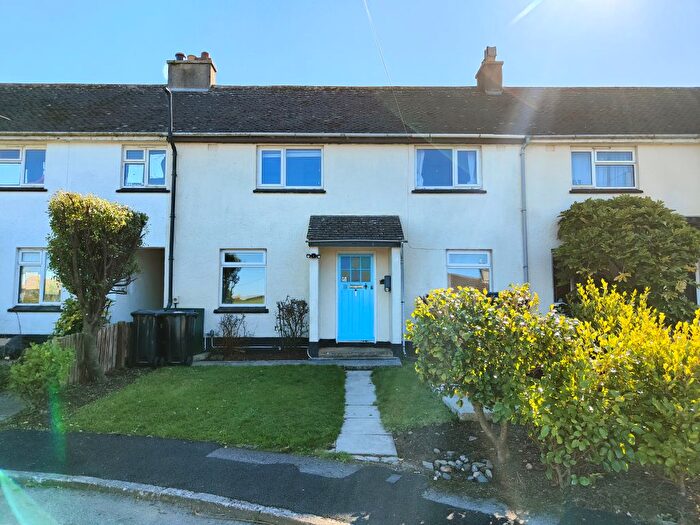 5 Bedroom Property To Rent In Little Trethewey Estate, Penzance, TR19