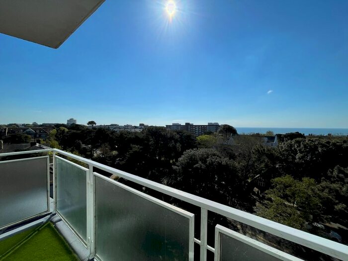 2 Bedroom Flat To Rent In Bath Road, Bournemouth, BH1