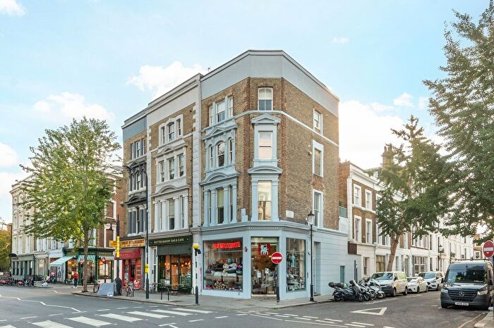 2 Bedroom Maisonette To Rent In Westbourne Park Road, Westbourne Park, London, W11