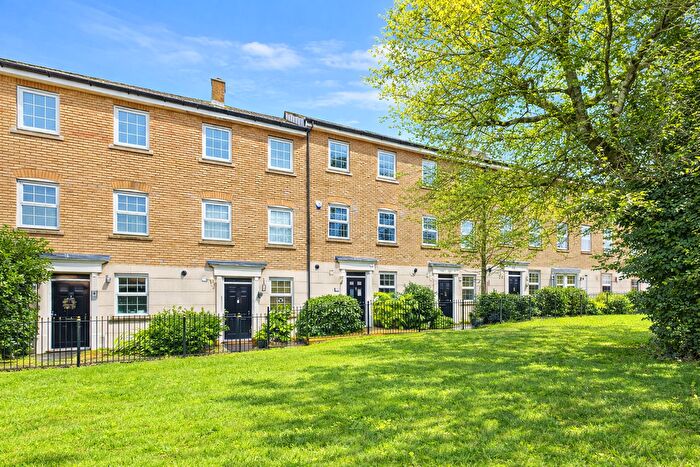 3 Bedroom Terraced House For Sale In Roding Drive, Dunmow, CM6