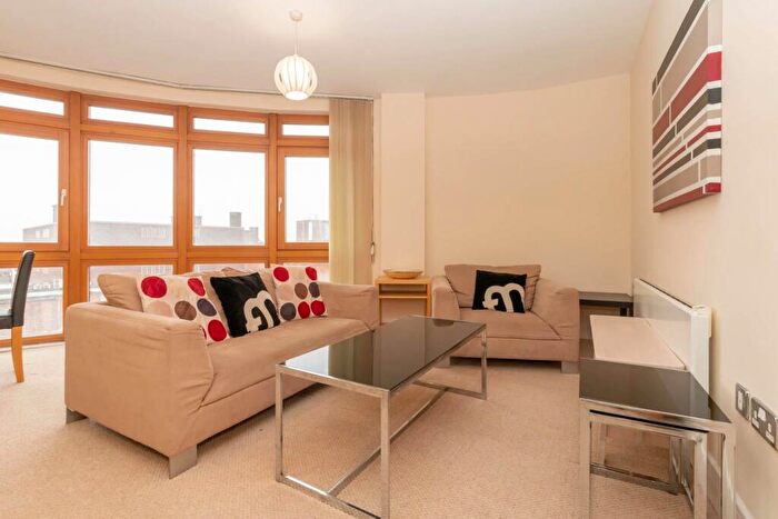 2 Bedroom Apartment To Rent In Postbox, Upper Marshall Street, B1