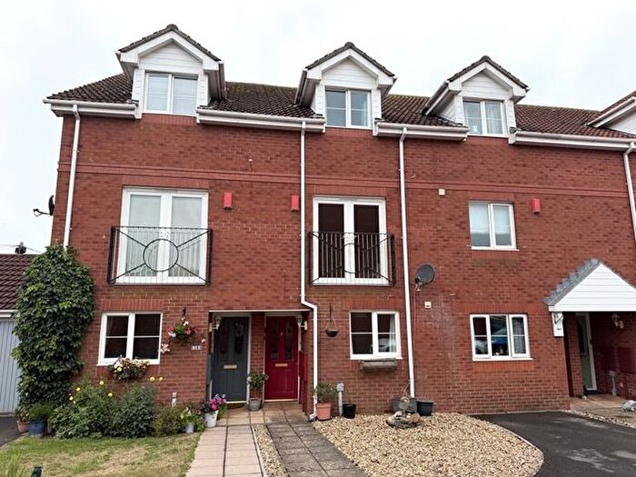 4 Bedroom Town House For Sale In Sawmills Way, Honiton, EX14
