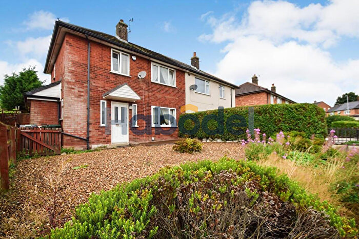 3 Bedroom Semi Detached House To Rent In Bracken Bank Grove, Damems, Keighley, BD22
