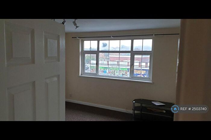 2 Bedroom Flat To Rent In New Road, Rednal, Birmingham, B45