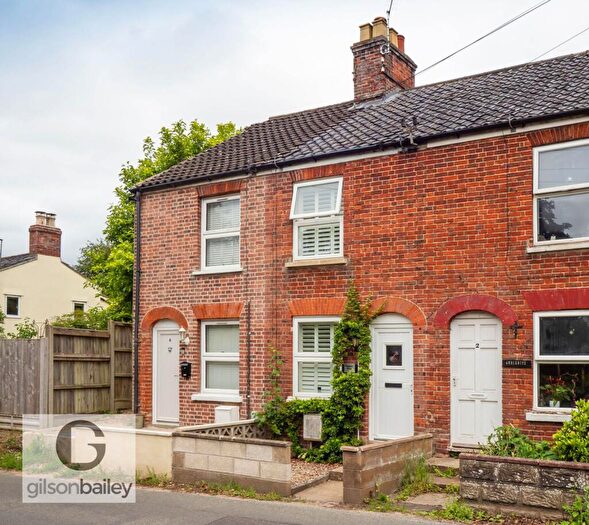 2 Bedroom Cottage For Sale In North Street, Blofield, NR13