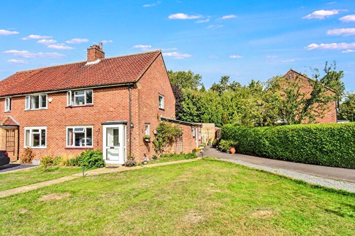 2 Bedroom Semi-Detached House For Sale In Southdene, Halstead, Sevenoaks, TN14