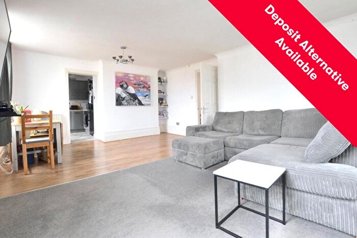 2 Bedroom Apartment To Rent In Spa Road, Gloucester, Gloucestershire, GL1