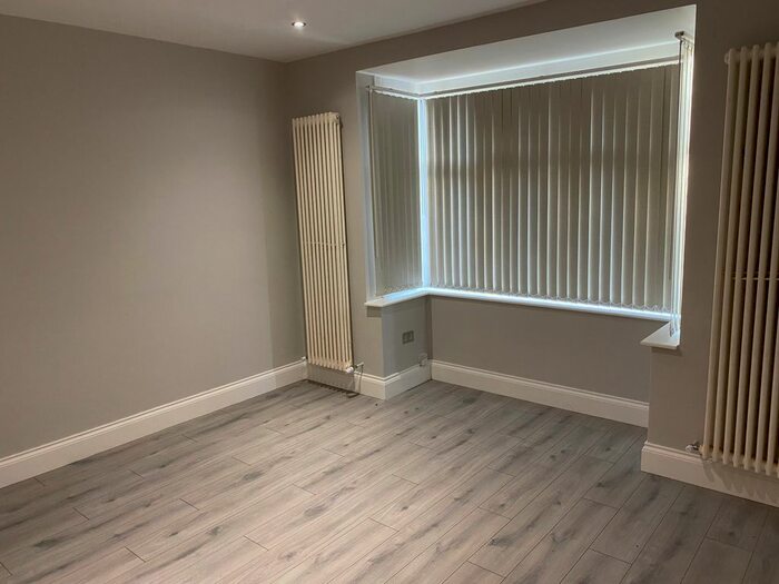 4 Bedroom Detached House To Rent In Uxbridge Road, Harrow, HA3