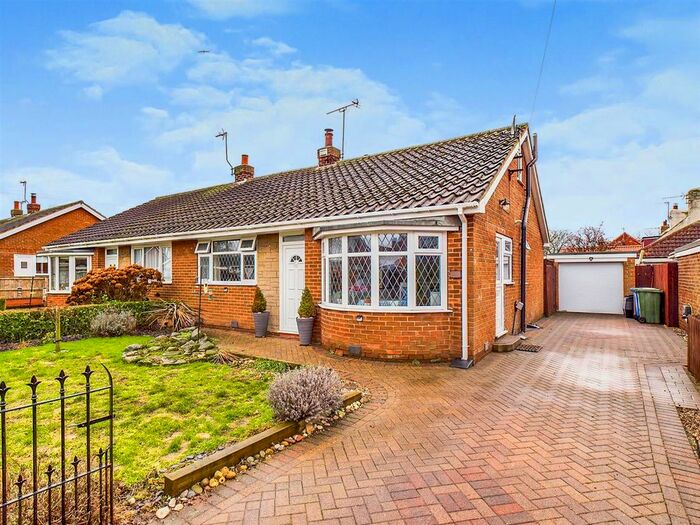 2 Bedroom Semi-Detached Bungalow For Sale In Hollycroft, Barmston, Driffield, YO25