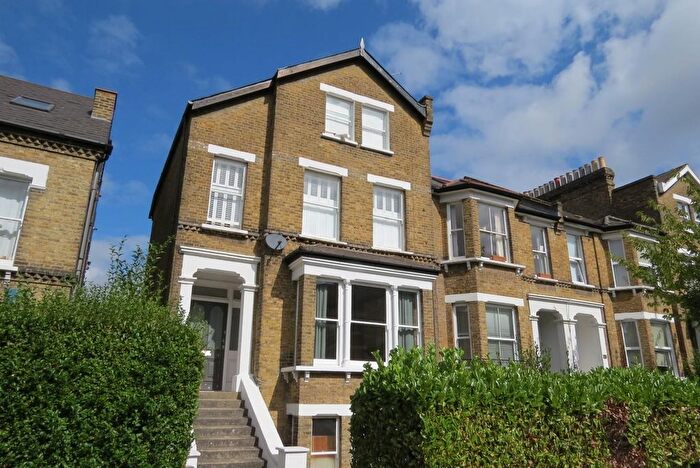 1 Bedroom Flat To Rent In Alexandra Drive, Crystal Palace, London, SE19