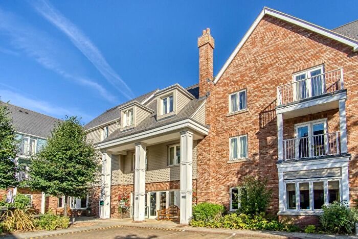 1 Bedroom Retirement Property For Sale In No. Village Centre, Richmond Villages Northampton, Bridge Meadow Way, NN4