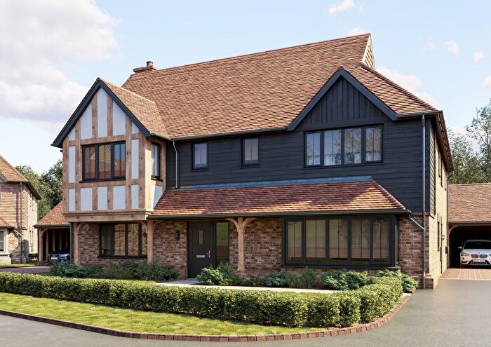 5 Bedroom Detached House For Sale In Goddard's Green Road, Cranbrook, TN17