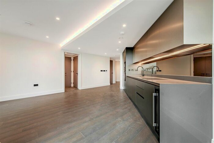 1 Bedroom Flat To Rent In The Dumont, Albert Embankment, Vauxhall, London, SE1