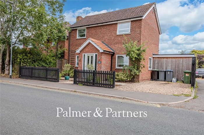 3 Bedroom Detached House For Sale In Seaman Avenue, Saxmundham, Suffolk, IP17