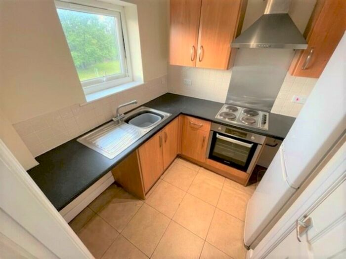 1 Bedroom Flat To Rent In Rookery Drive, Penwortham, Preston, PR1