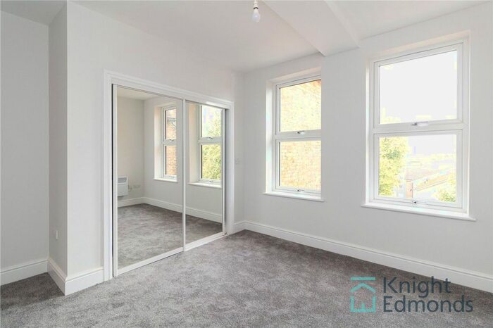 2 Bedroom Flat To Rent In Buckland Road, Maidstone, ME16